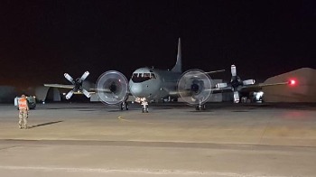 A night start for the German Orion at Djibouti (photo: EUNAVFOR)