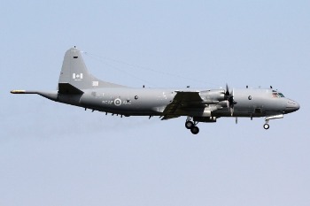 CP-140 Aurora 140103 landing at Kadena (photo: J. Thompson)