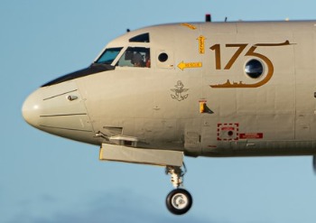 Crop of the pic above, showing the markings for 175 years of German navy (photo: ETMN Planespotting)